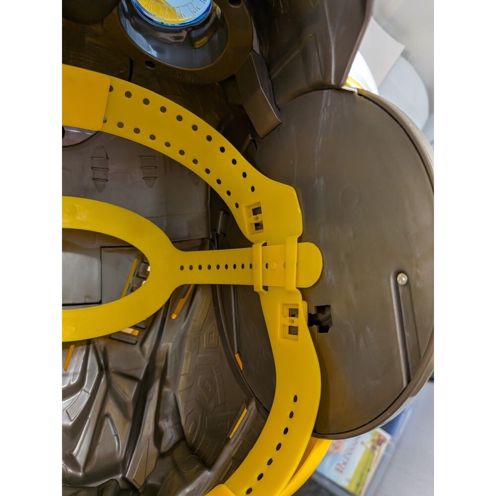 Transformers Bumblebee Helmet Target Exclusive Studio Series Works! In Box - Picture 11 of 16